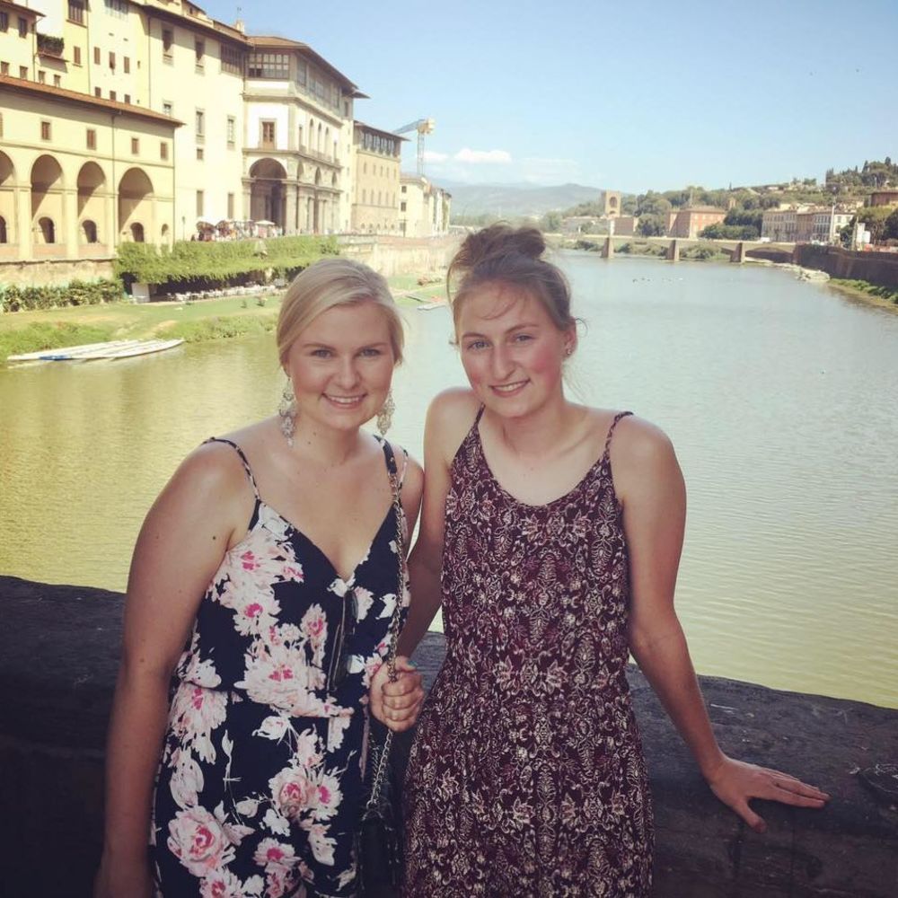 Meet your Posher, Vejune